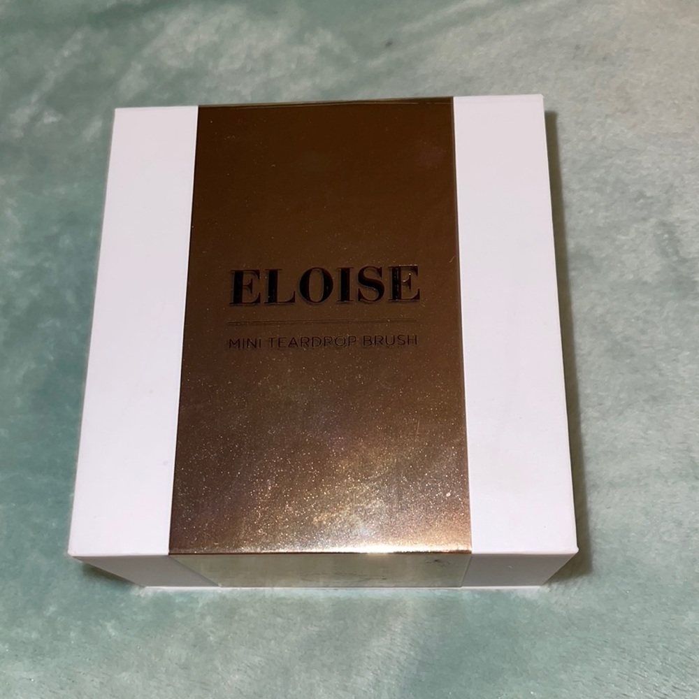 Eloise Mini Teardrop Brush